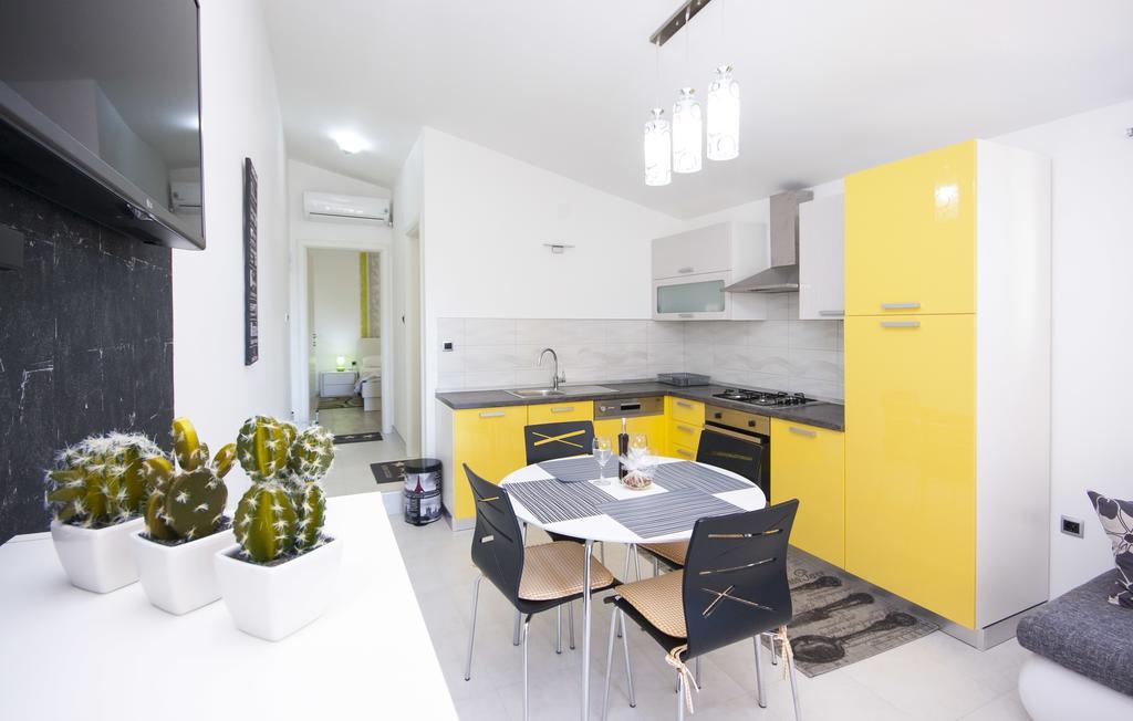 Apartments Alisa Brodarica  Kültér fotó